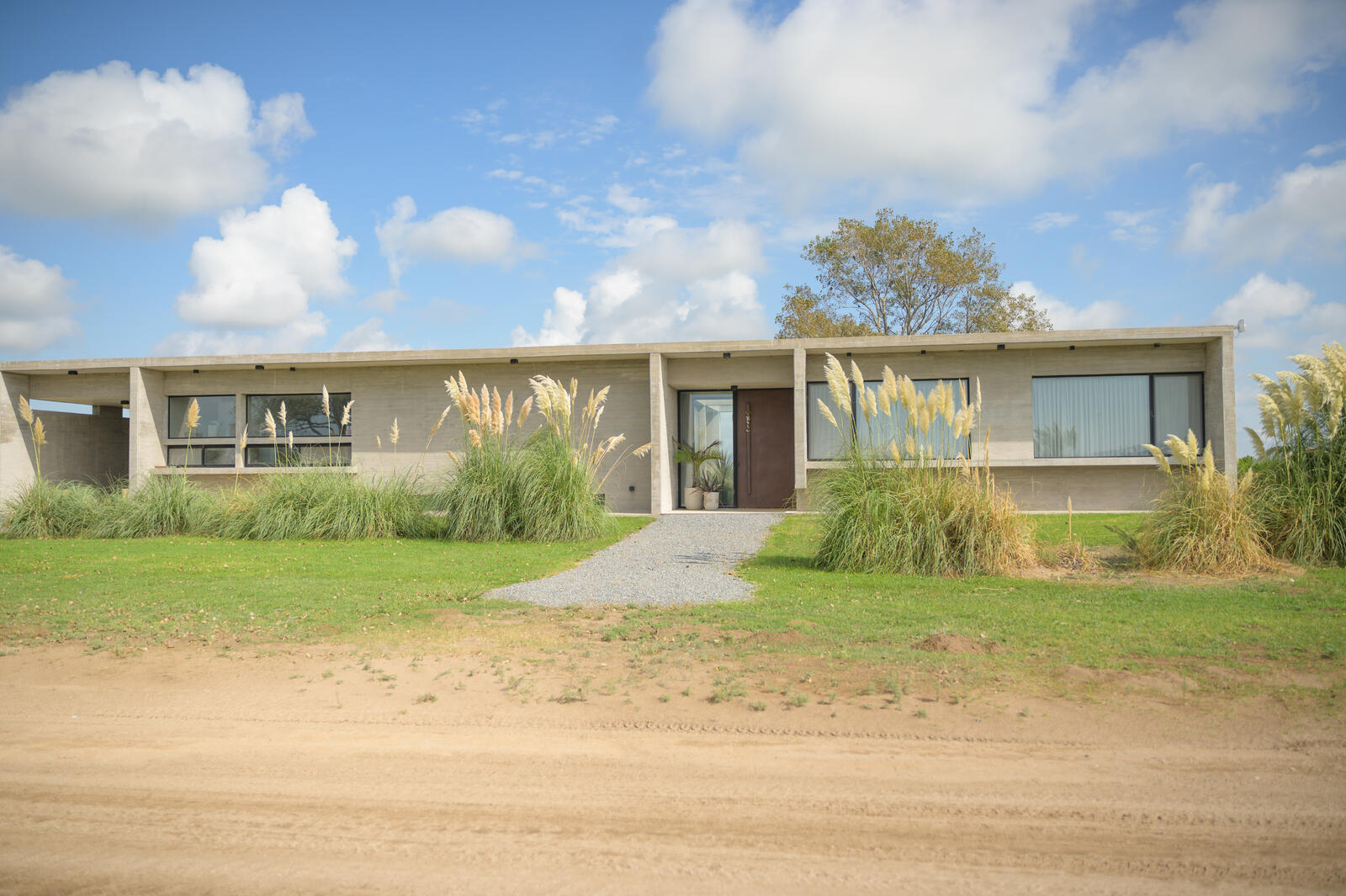 Casa GM estilo minimalista 262m² 4 habitaciones El Salvaje Costa Atlántica